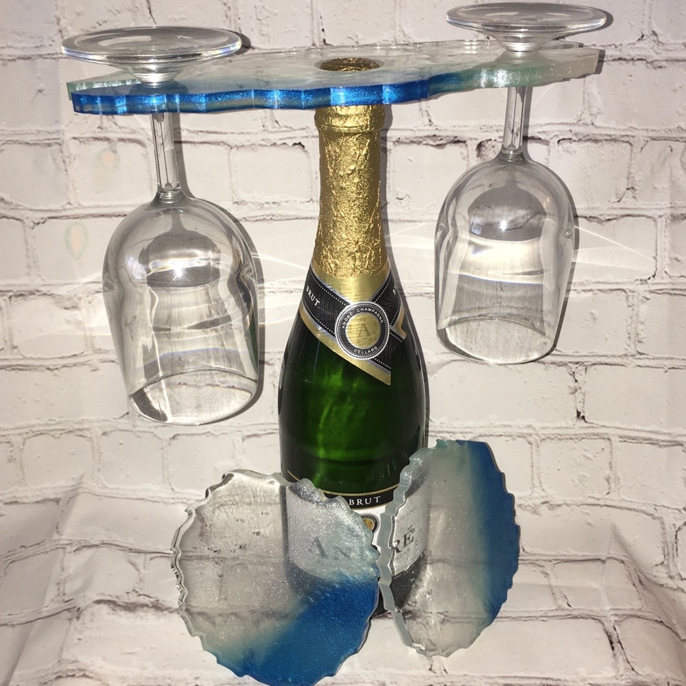 Stunning 3 piece set of wine holder and coasters